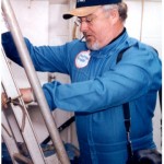 Jim climbs into Mir 2 to make trip down to Titanic Blackberry Creative client, Jim Delgado prepares for trip down to Titanic, 2000